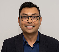 Mr Amit Vaidya<br>Principal Dentist<br>BDS, M.Med.SCi, FDS RCS (Eng)